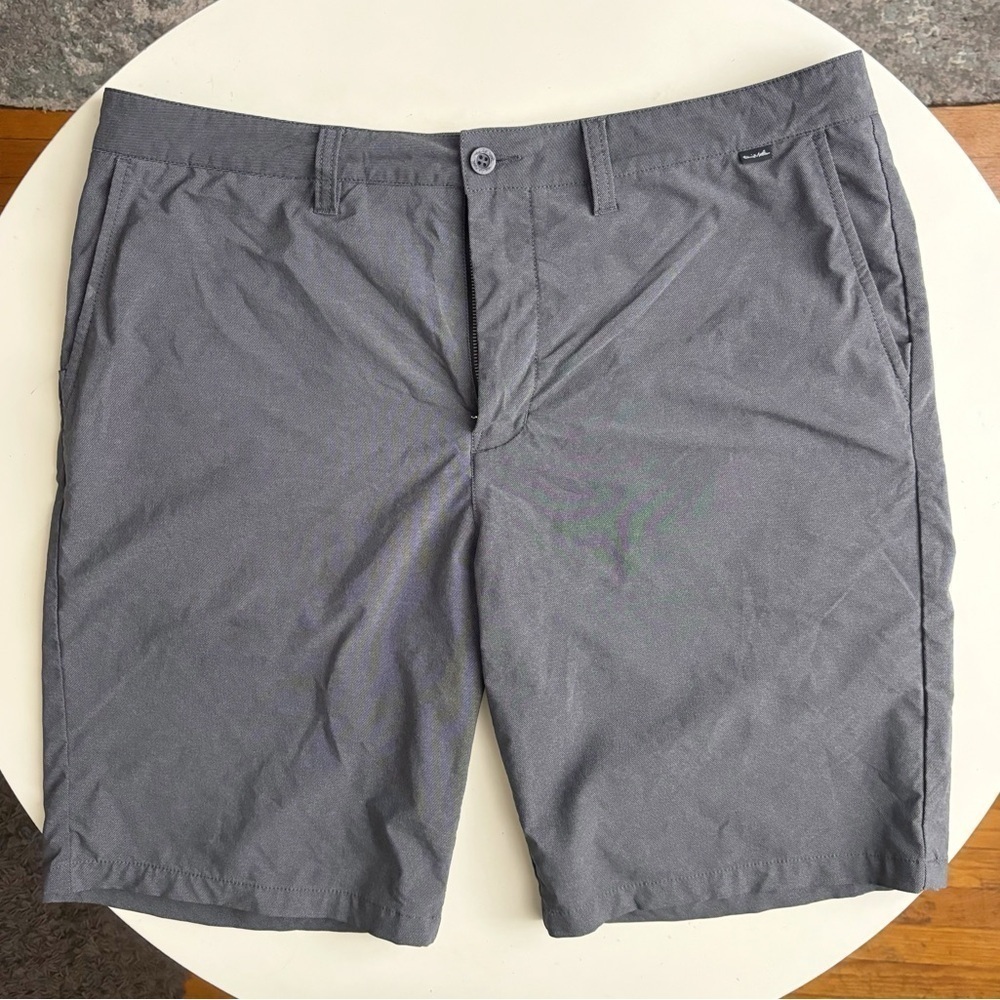 Travis Mathew Men’s Lightweight Performance Golf Short Size 38 Gray